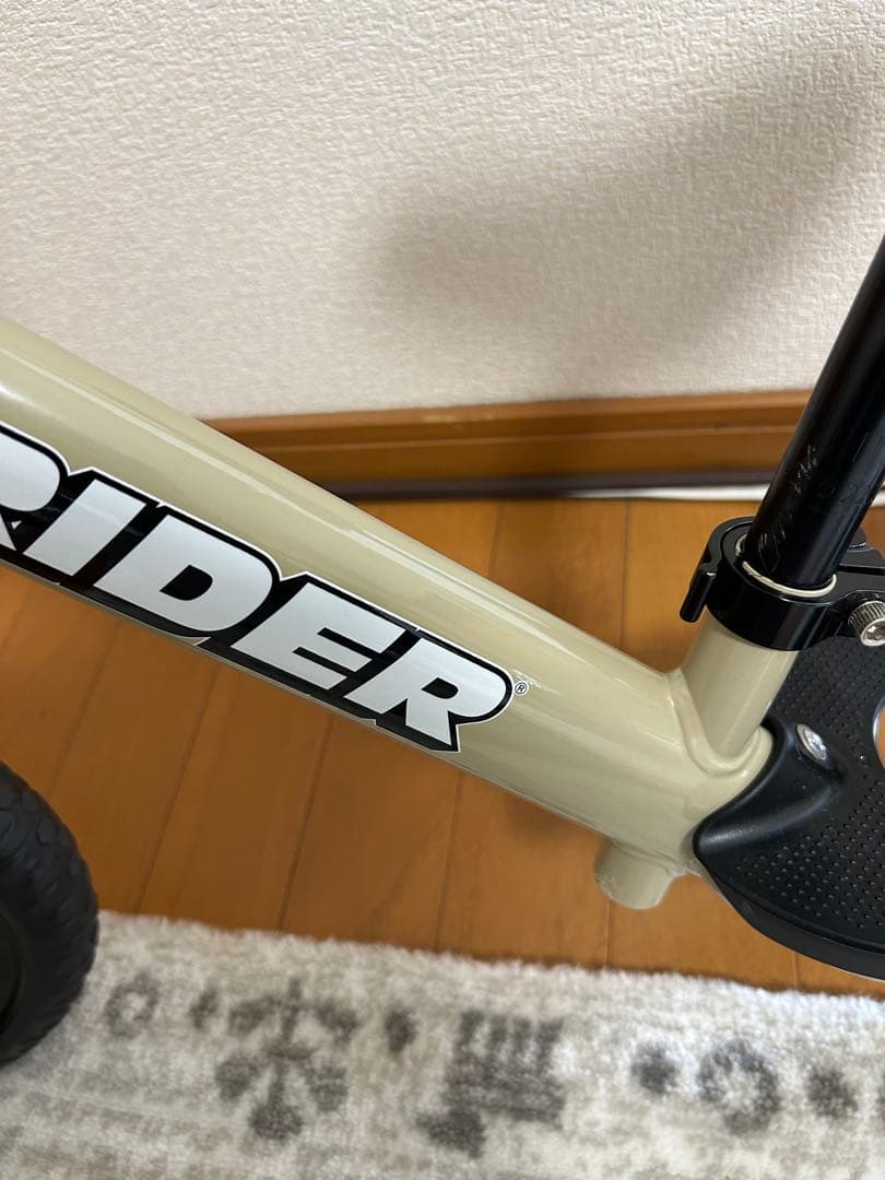 【美品】STRIDER ストライダー スポーツモデル 限定色　サファリ