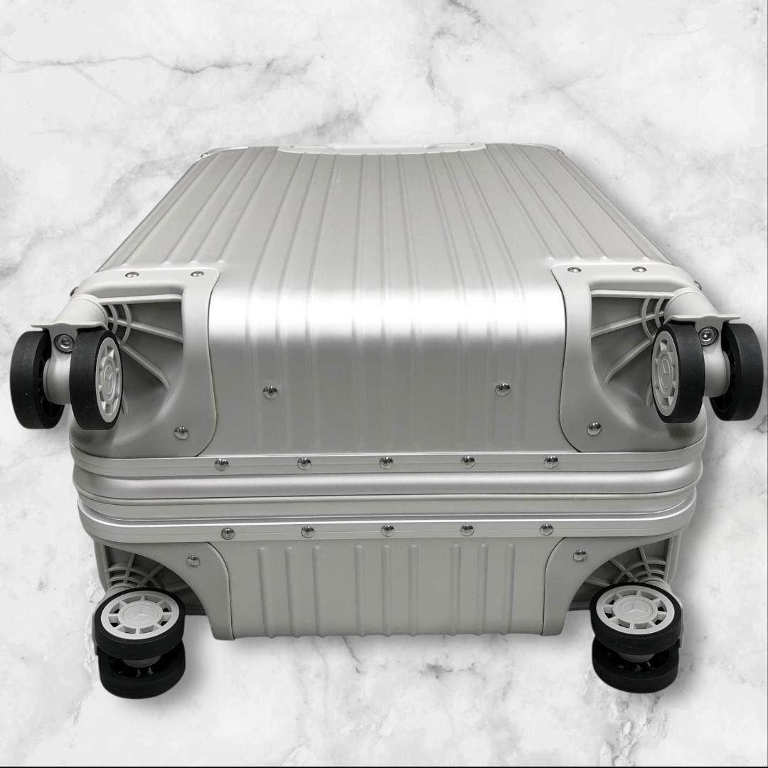 未使用 メルセデスベンツ スーツケース TSAロック 4輪 アルミスーツ 32L