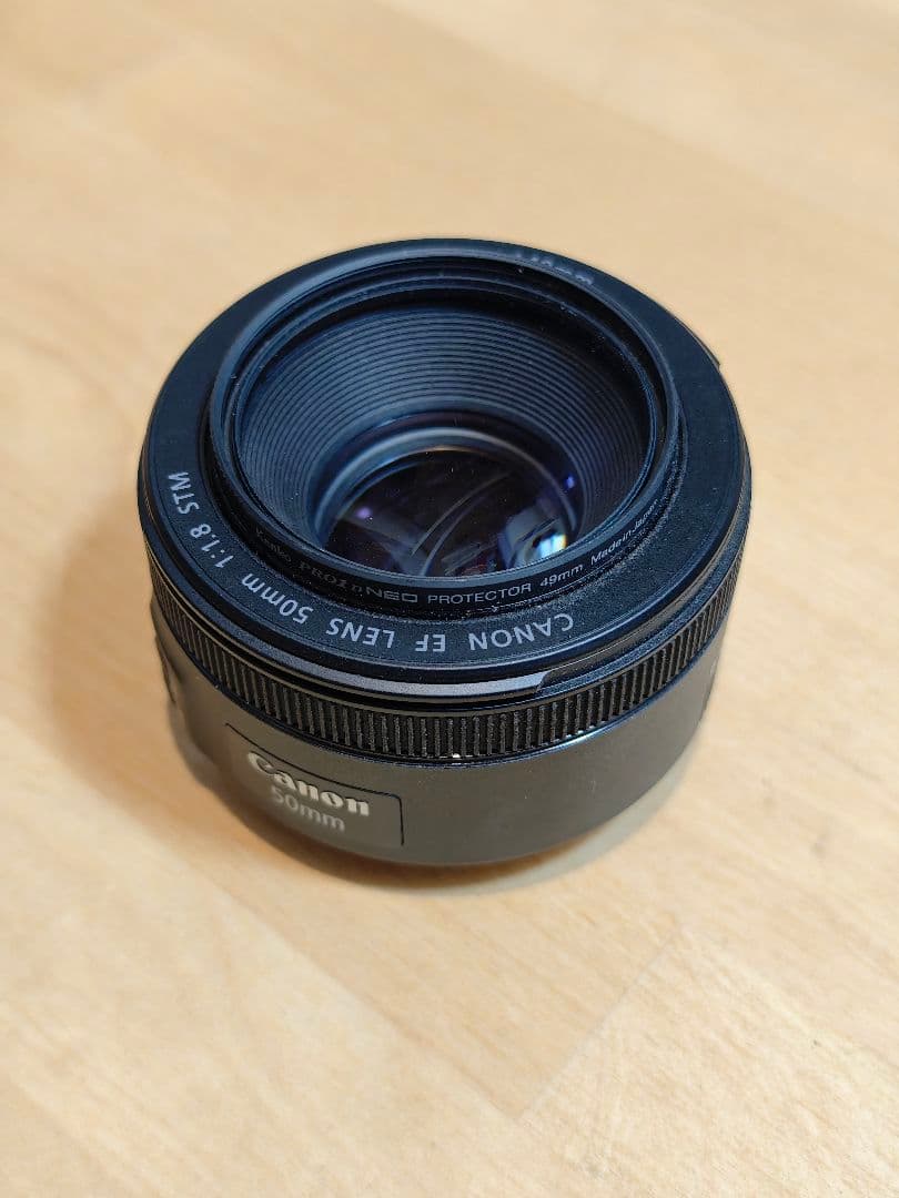 Canon EF 50mm f/1.8 STM レンズ