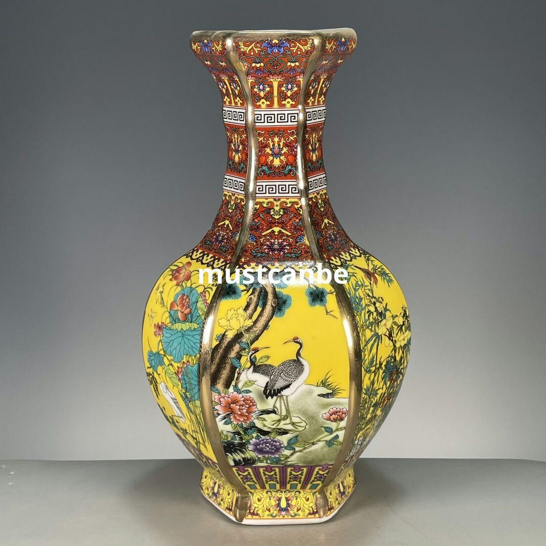 琺瑯黄色窓開け四季花鳥鶴六方花瓶 景徳鎮 陶磁器 装飾品 現代工芸品美術品 置物