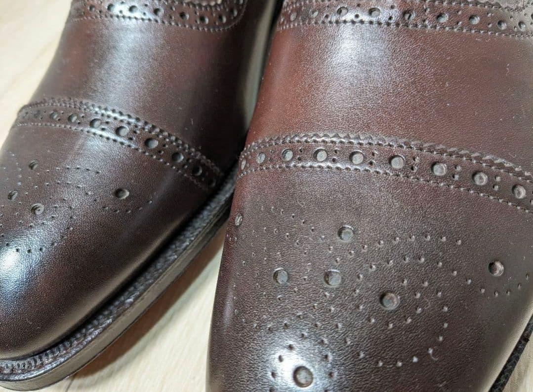 チーニー　ベンチメイド　サイズUK9（27.5cm)　セミブローグ