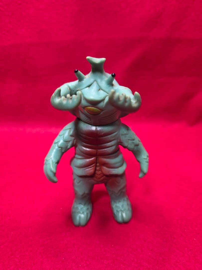 ブルマァク ウルトラマン ミニ アントラー ソフビ