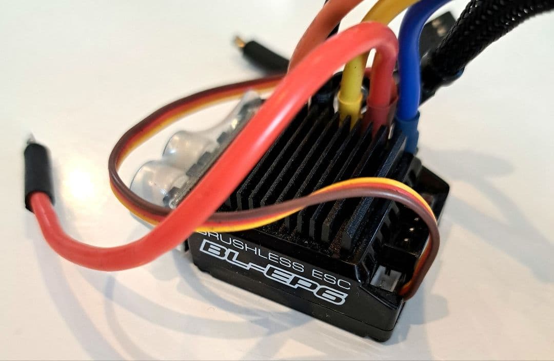 -117- ブラシレスモーター13.5T＆ESC＆プログラムカードセット