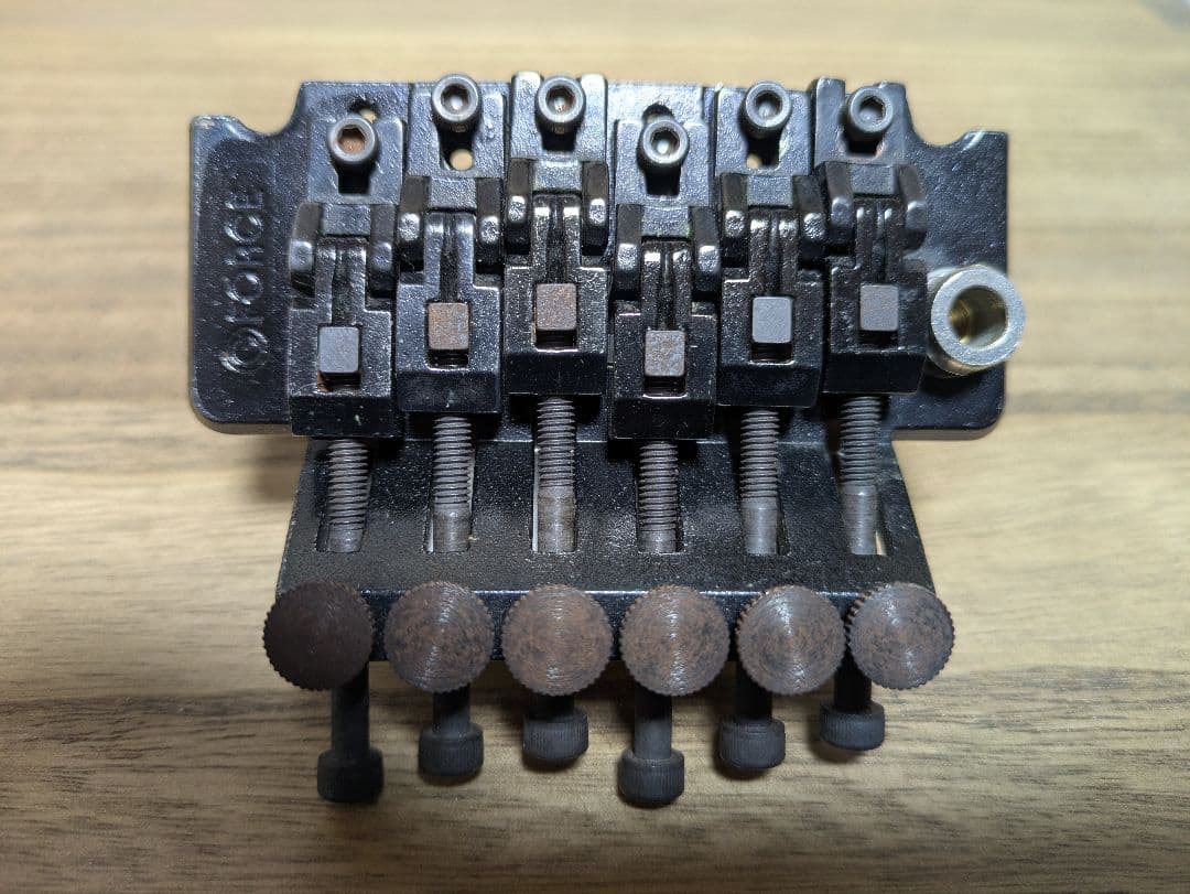 ギター GFORCE TREMOLO SYSTEM