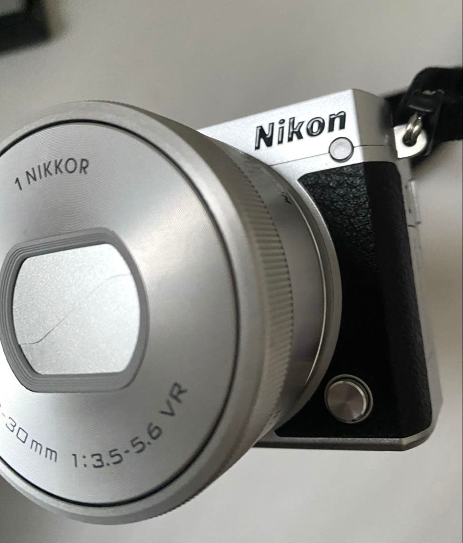 Nikon1 J5 ミラーレス ダブルレンズキット /シルバー J5WLKSL