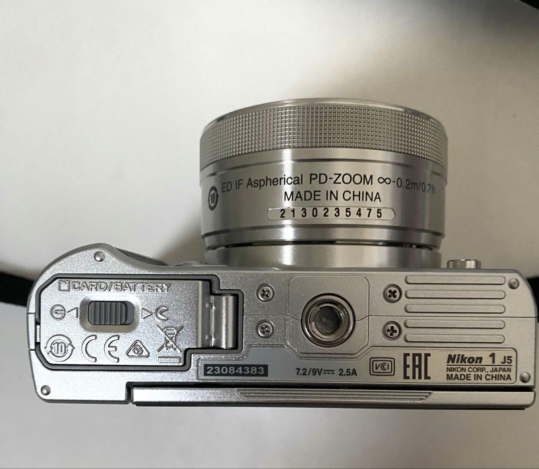 Nikon1 J5 ミラーレス ダブルレンズキット /シルバー J5WLKSL