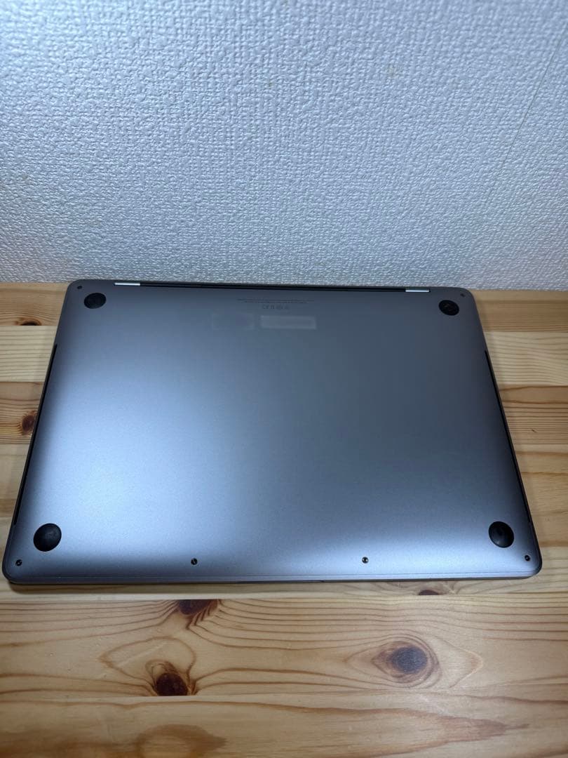 Apple MacBook Pro 13インチ 2019 i7/16GB/250