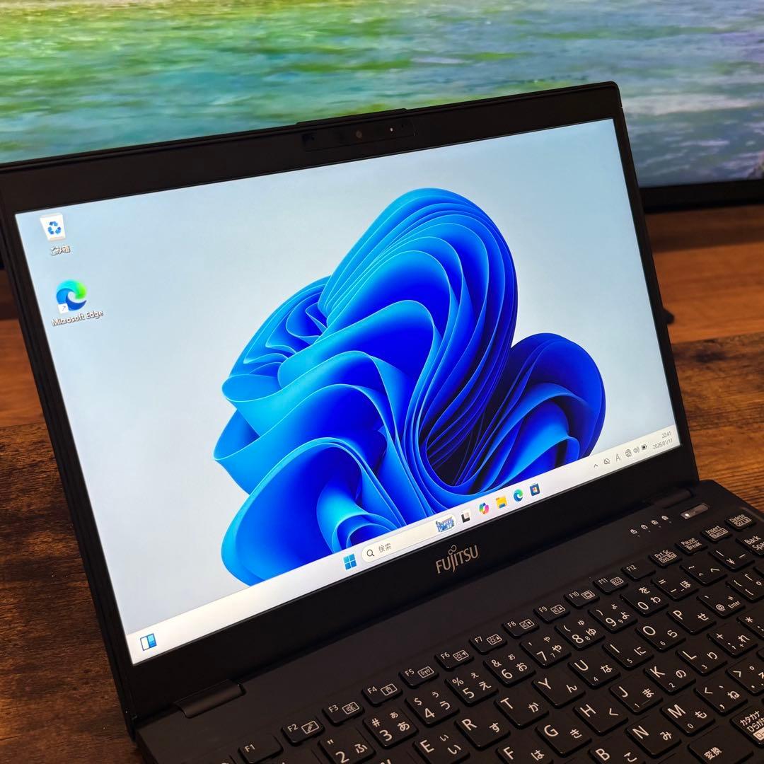 FUJITSU LIFEBOOK U Series 13.3インチ