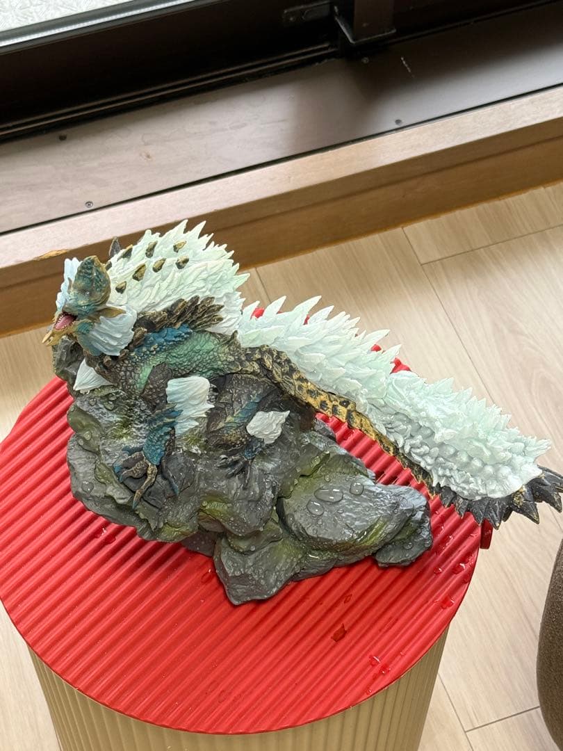 モンスターハンター　ジンオウガ　フィギュア　28cm
