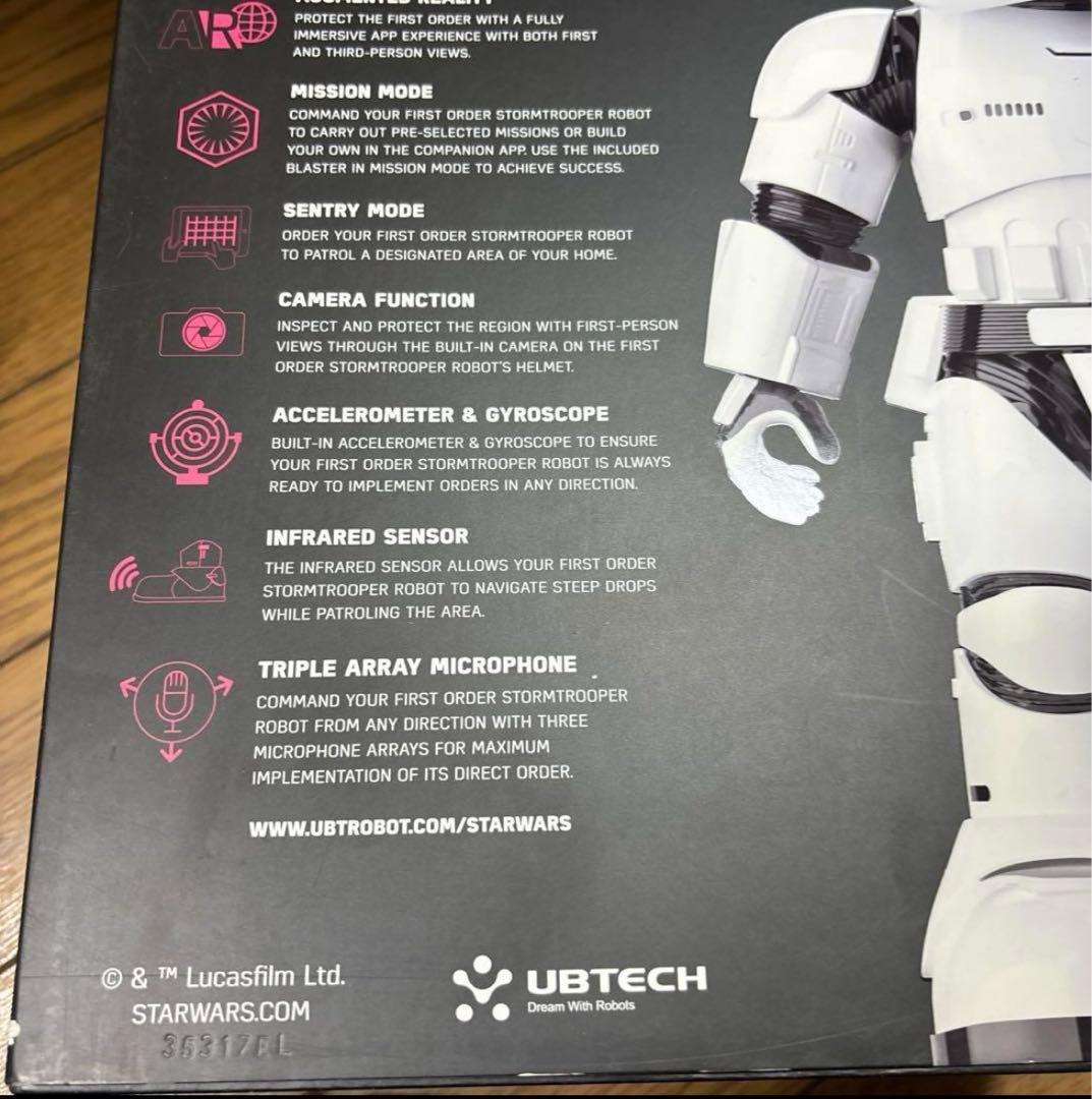 UBTECH スター・ウォーズ　音声・顔認識対応ロボット　二足歩行ロボット