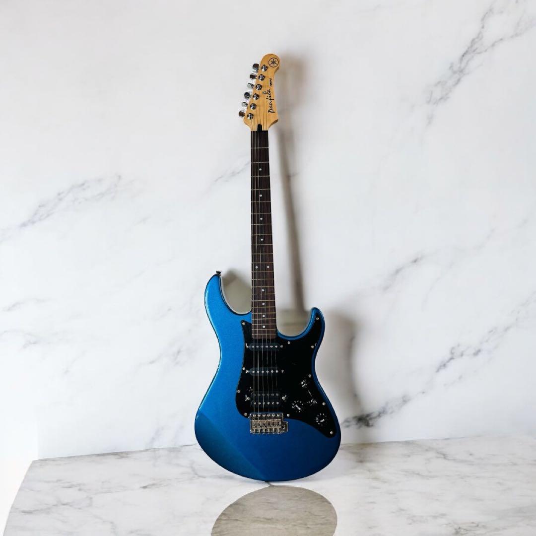 YAMAHA ヤマハ　Pacifica パシフィカ　PAC112X エレキギター