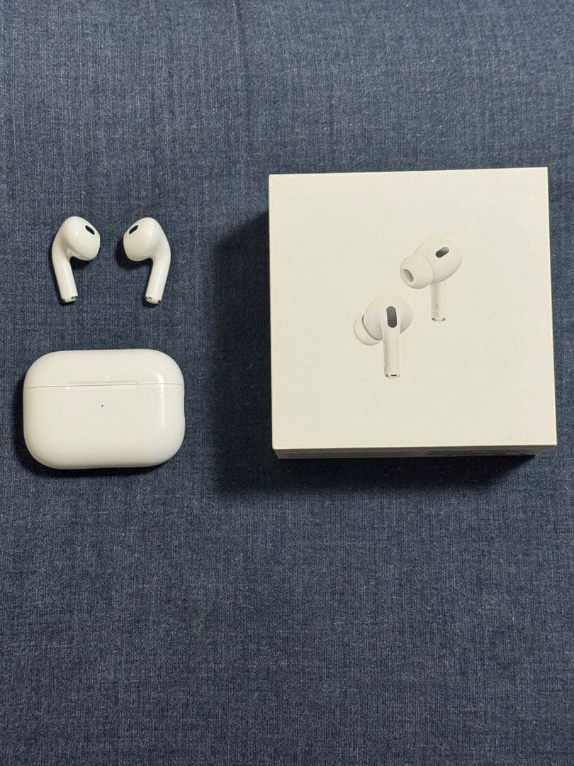 AirPods Pro 第２世代　箱•充電ケース付き
