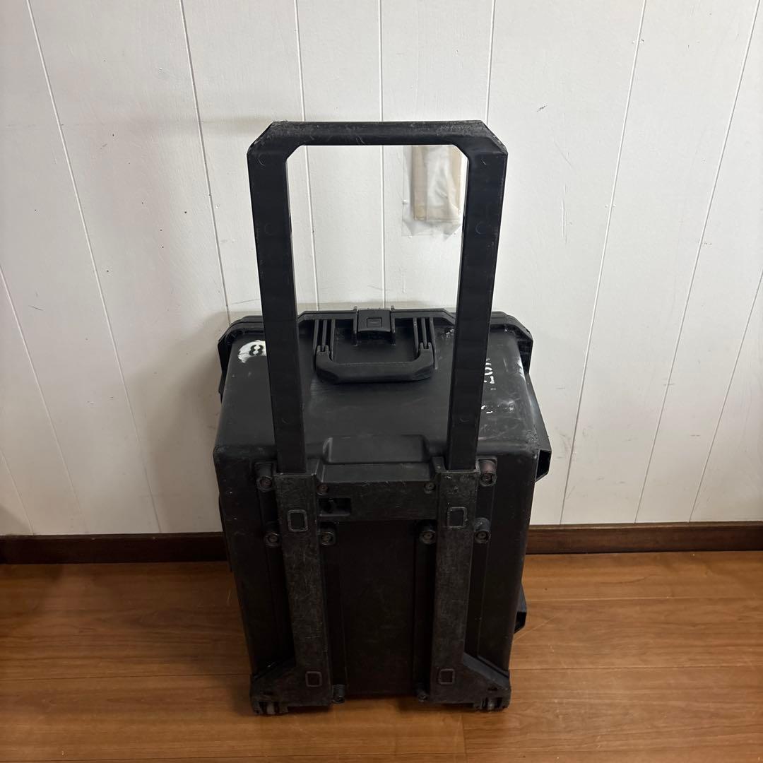 米軍放出品　PELICAN STORM CASE IM2750 ペリカンケース②