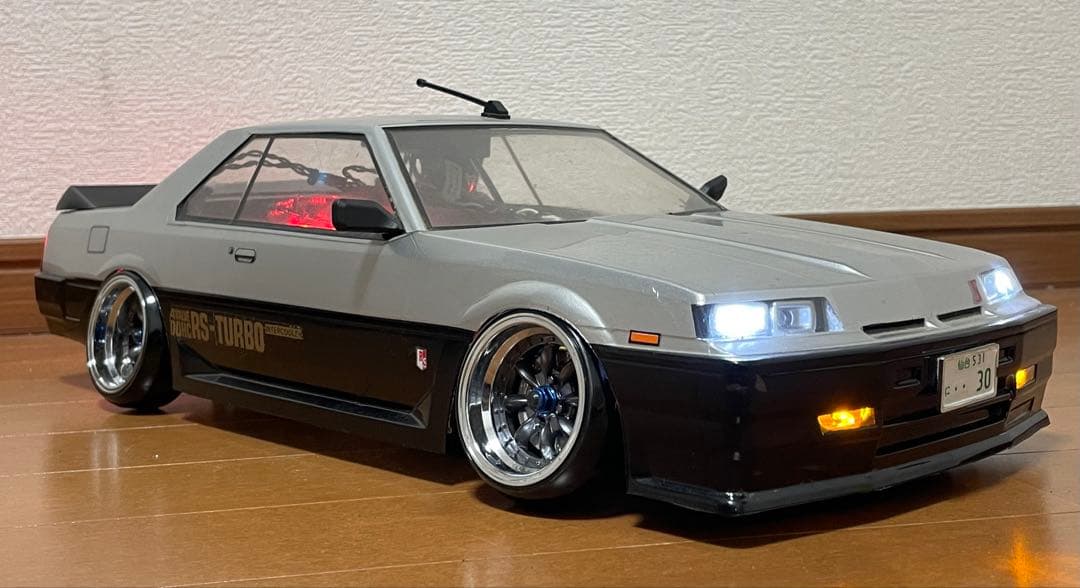 ヨコモ ドリフトパッケージ R30スカイラインRSターボ DR30 鉄仮面