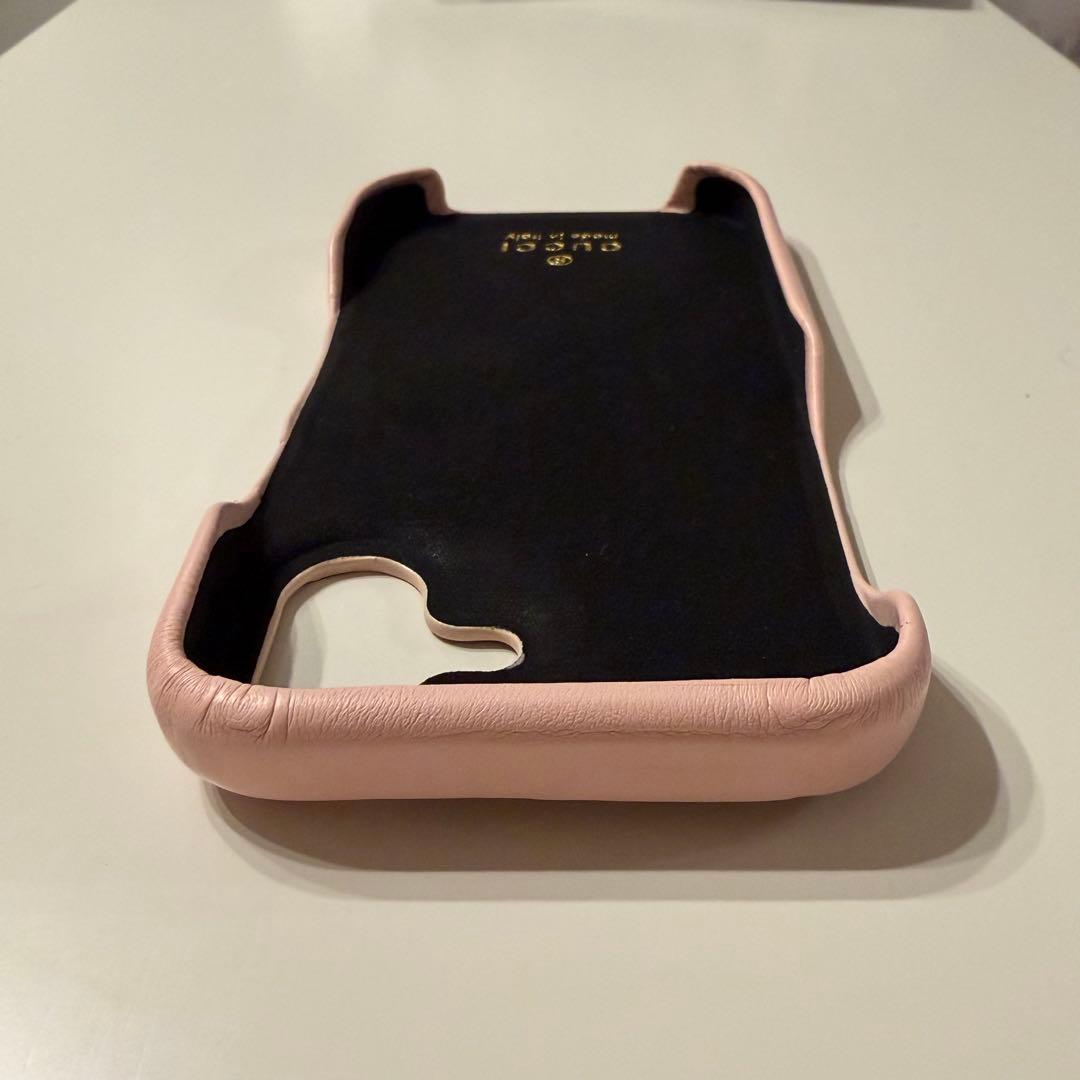 iPhone17 GUCCI ピンク ケース
