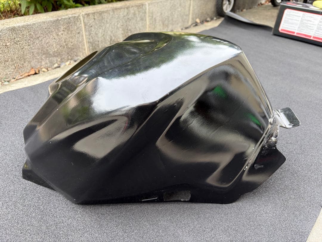 た*ま様 CBR250RR 才谷屋　レーシングタンクカバー MC51