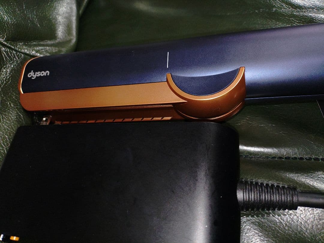 Dyson Airstrait™ストレイトナー ダークブルー／コッパー