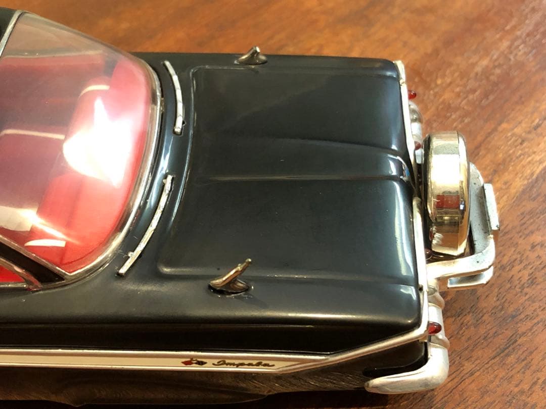 1961 シボレー インパラ JADA TOYsミニカー