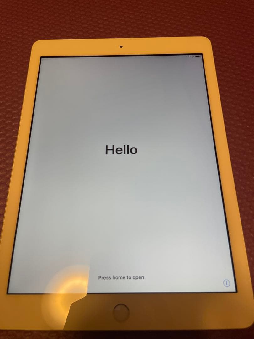 iPad 第6世代A1893 32gb