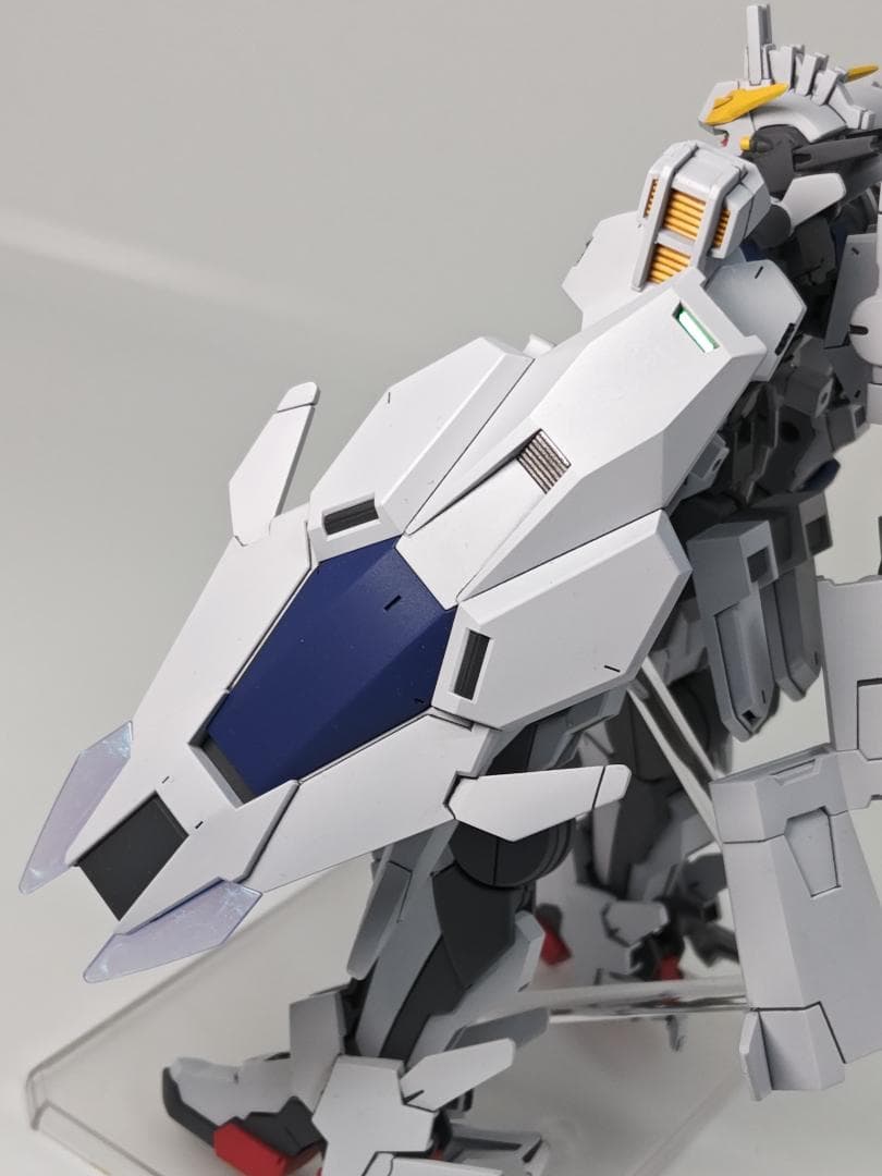 ガンプラ　HGガンダムジリウス　完成品
