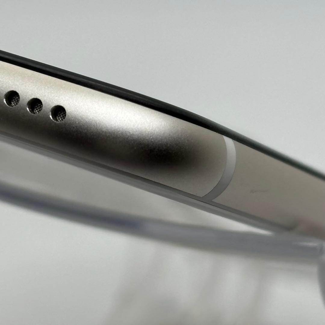 整備済美品 iPhone SE3 128GB 外装新品FB0711018