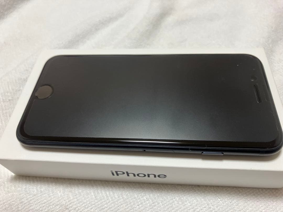 iPhone SE 第3世代 64GB ミッドナイト　バッテリー最大容量95%