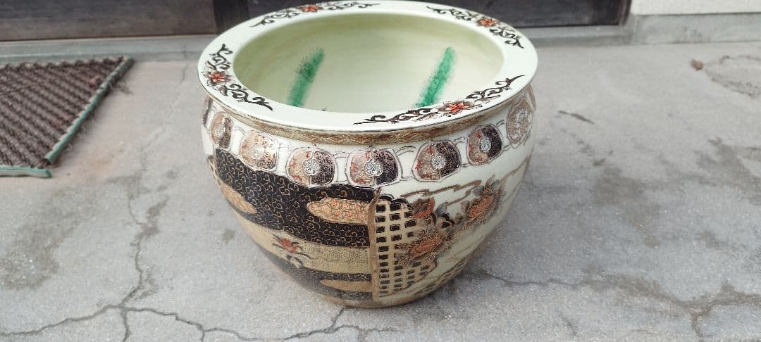 [希少】薩摩焼？九谷焼？　火鉢　金魚鉢　メダカ鉢　アンティーク　骨董品　時代物