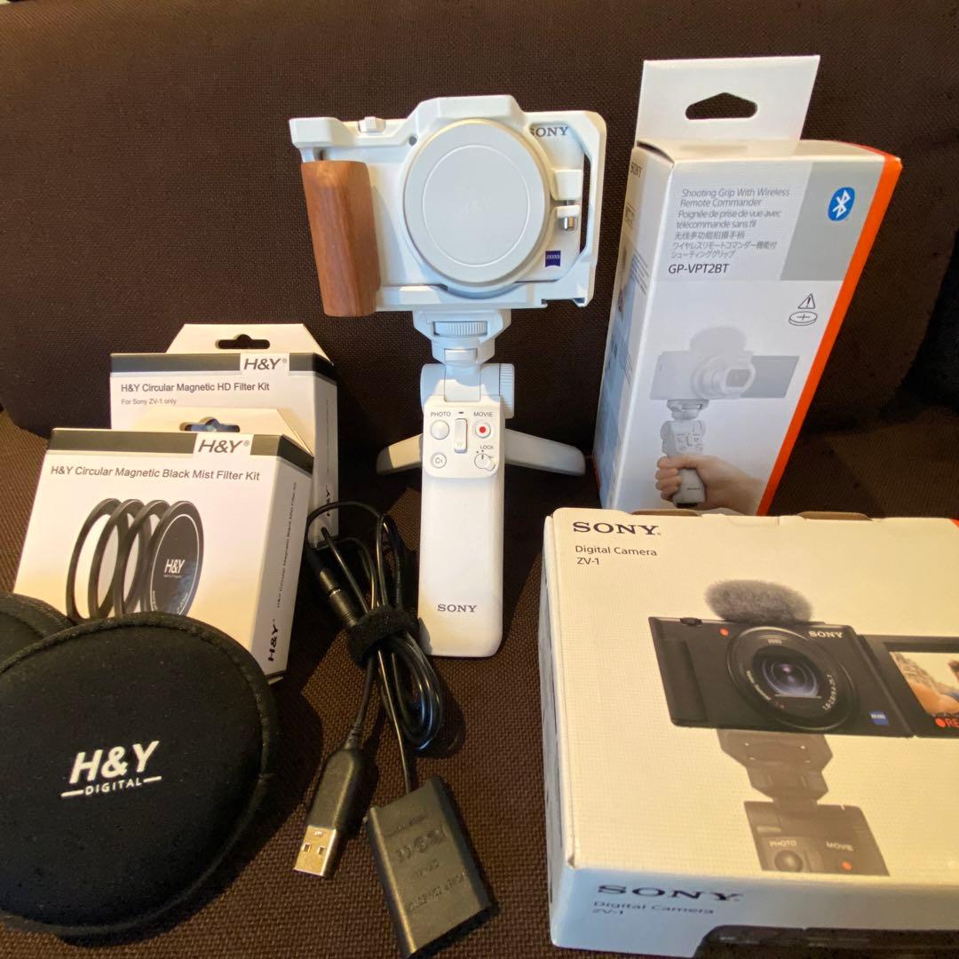 【新品同様】白好きの方へ SONY ZV-1 純正スタンド・映画風撮影レンズ付き