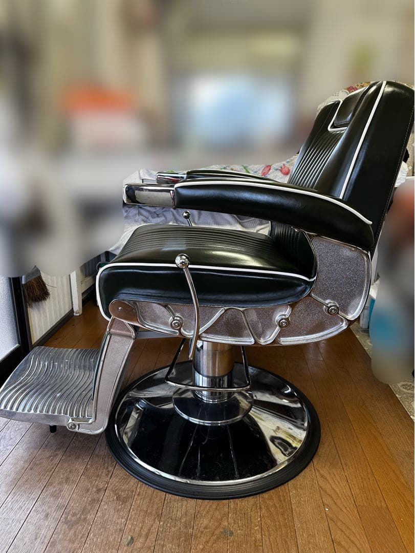 理容椅子　バーバーチェア