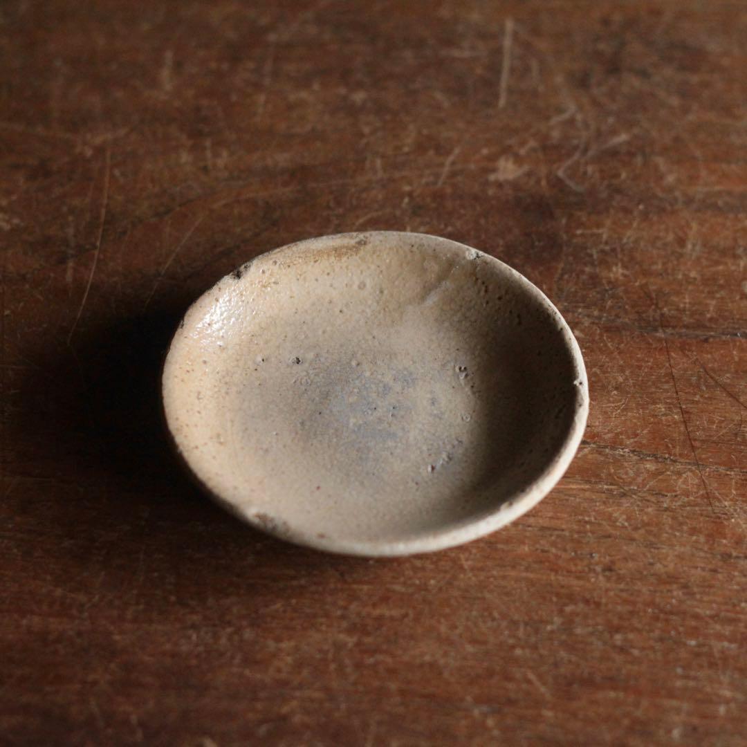 美濃 灰釉 小皿 江戸後期 古道具 アンティーク 古美術