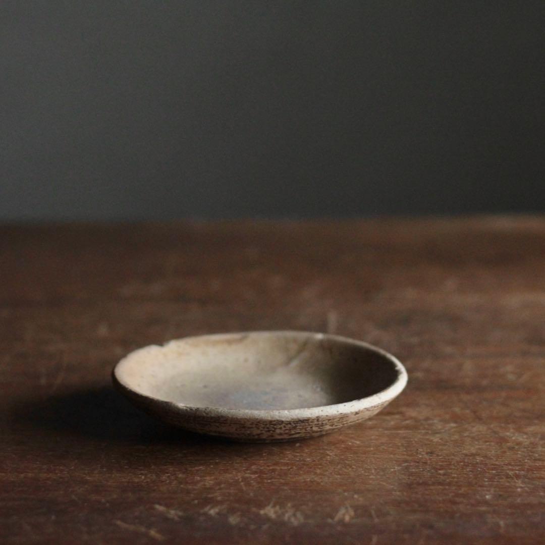 美濃 灰釉 小皿 江戸後期 古道具 アンティーク 古美術