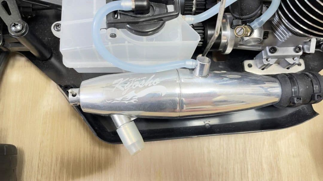 京商 インファーノGT2 1/8 エンジンカー 最新モデル ツーリングカー