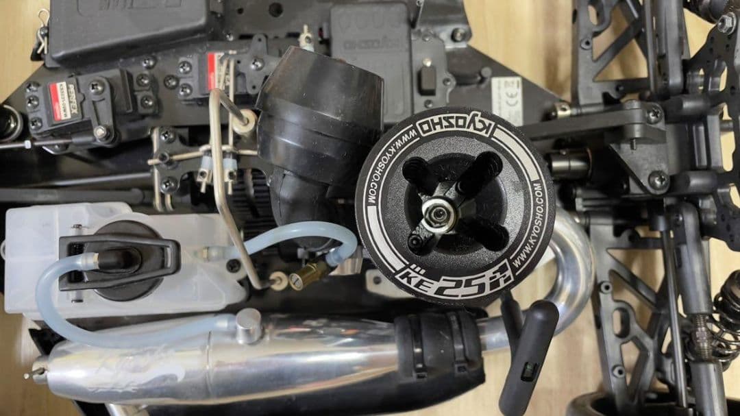 京商 インファーノGT2 1/8 エンジンカー 最新モデル ツーリングカー