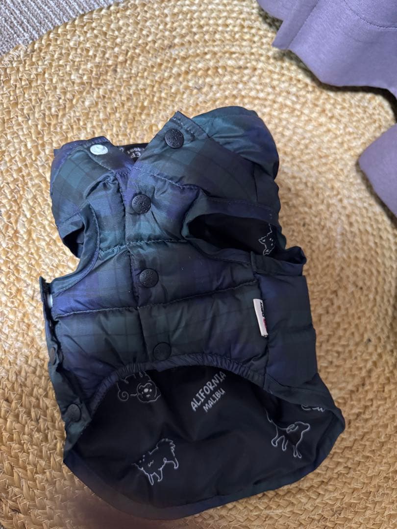 今期　DOG DEPT フード付き犬用ダウンジャケット S