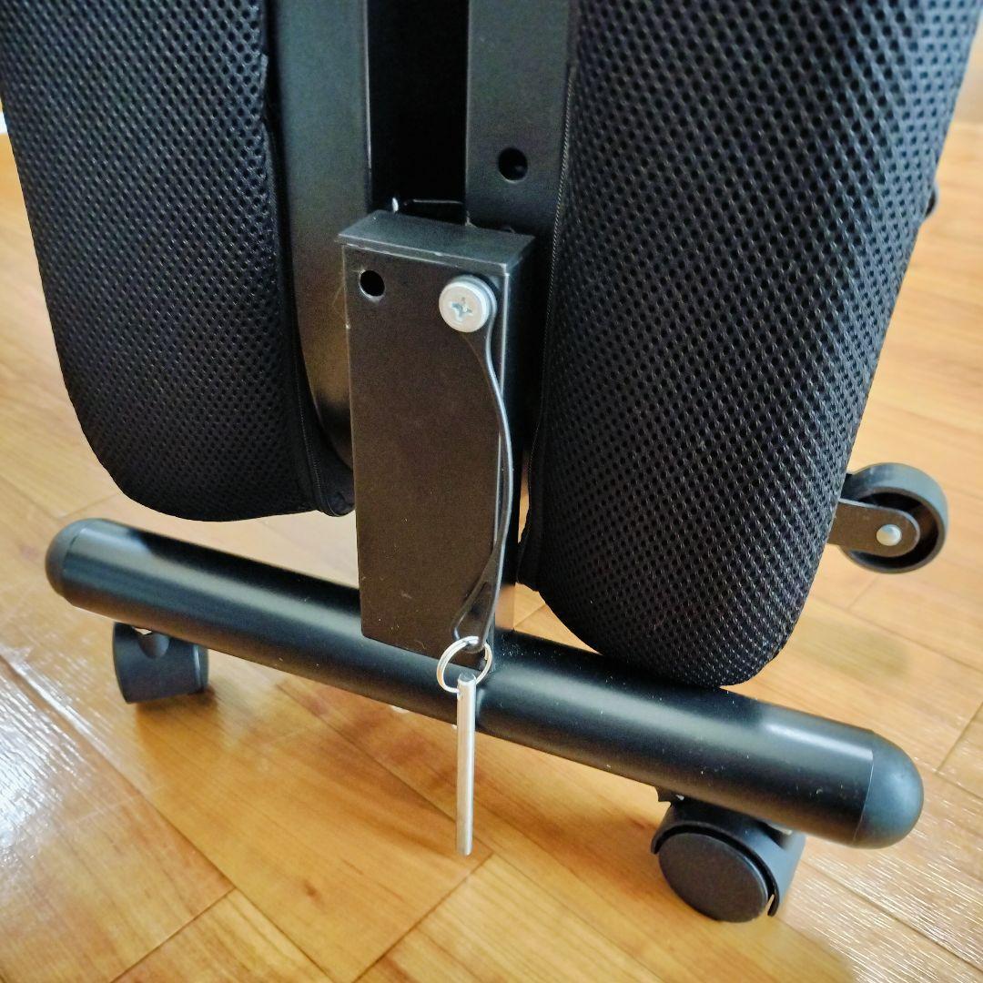 最終値下げ　キャスター付き折りたたみベッド ブラック　メッシュ素材シングルサイズ