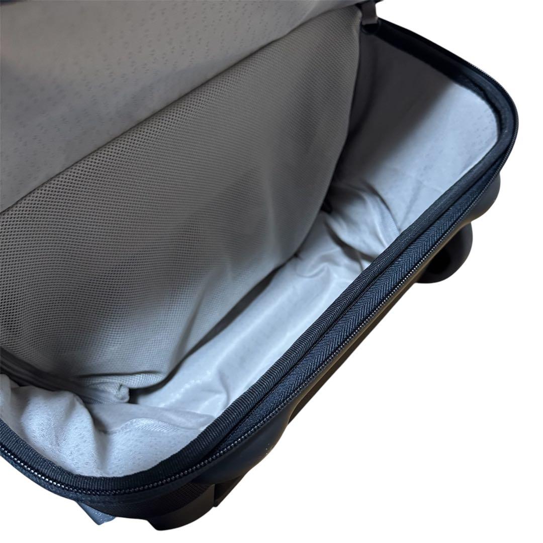 多機能スーツケースKABUTO サイズ変更可能！レインカバー付