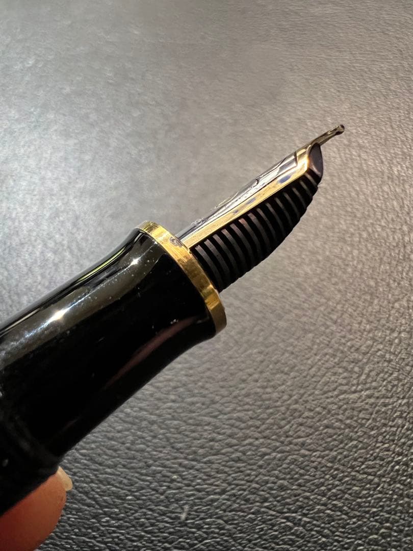 ペリカン スーベレーン M400 Fニブ