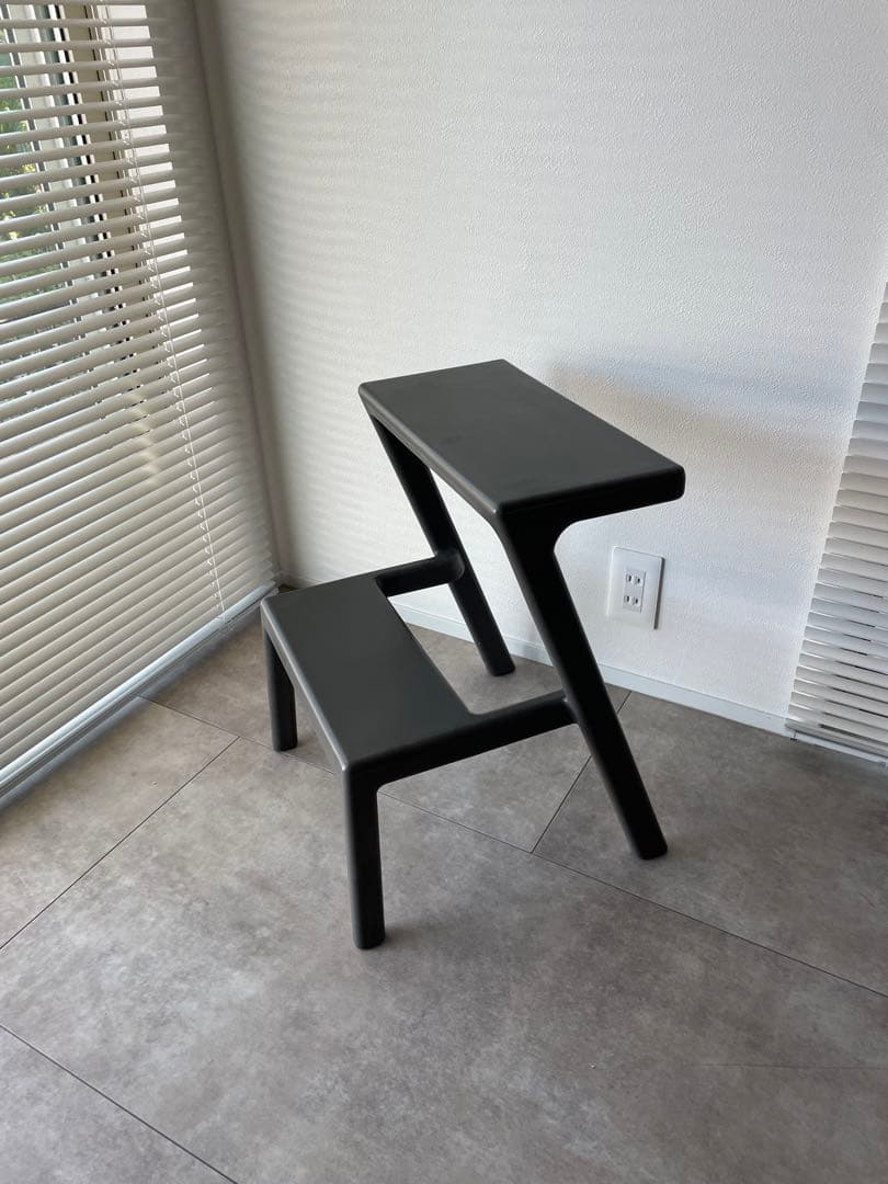 廃盤　IKEA イケア ステップスツール 踏み台 メステルビー MÄSTERBY