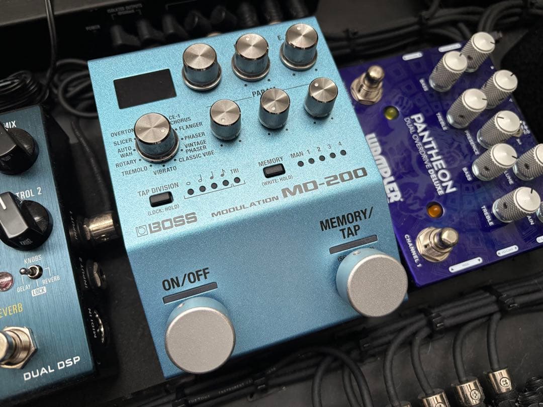 BOSS MD-200 モジュレーションエフェクター