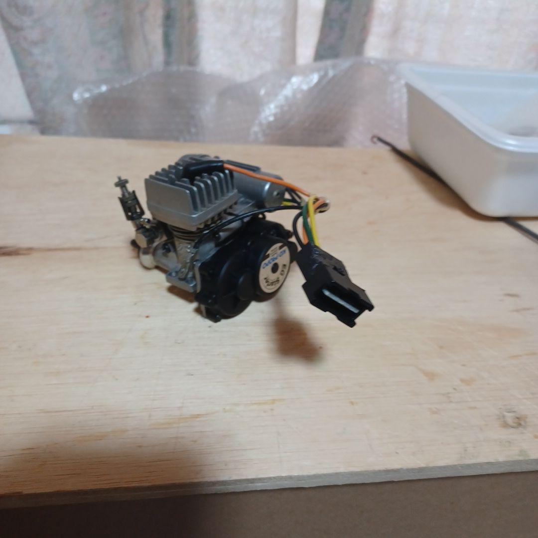 トリトン4さん専用です。ラジコン　OS10FP　OKのスターター付き