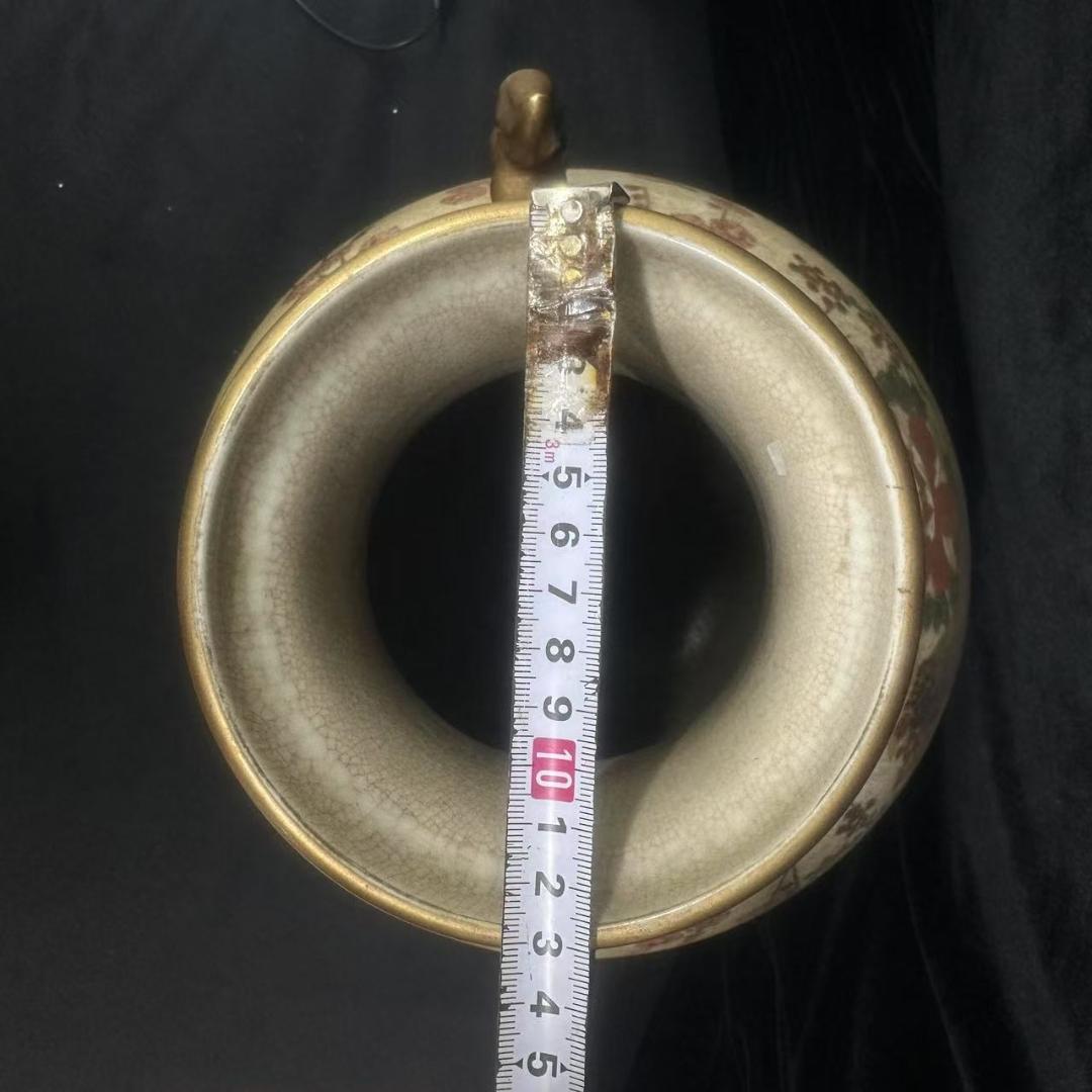 薩摩焼　双耳花瓶 飾壺 獅子耳 　花柄 金彩 両耳付 花瓶