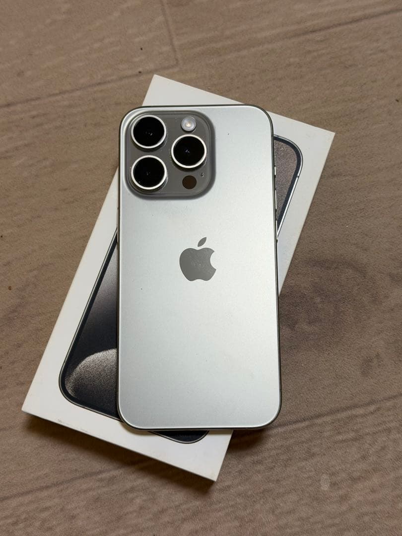 即日発送iPhone 15Pro 256GB ナチュラルチタニウム箱、付属品あり