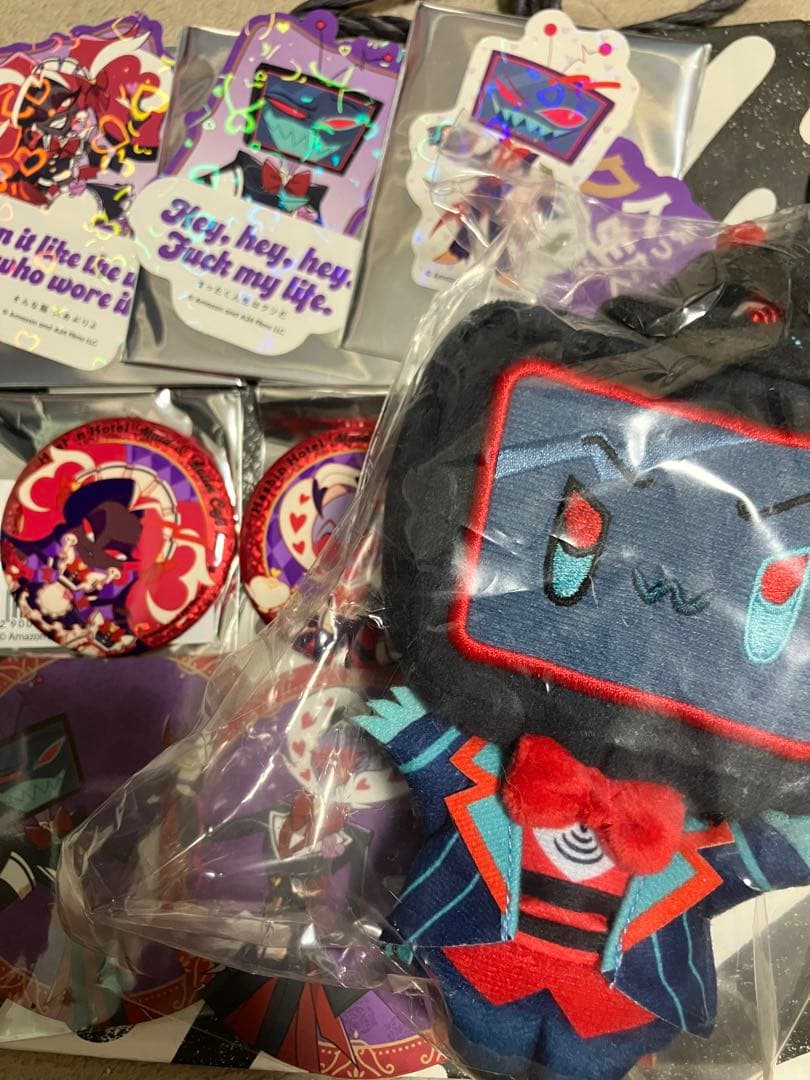 ハズビンホテル　おすわりマスコット　VOX 池袋　コラボカフェ　チームV VVV