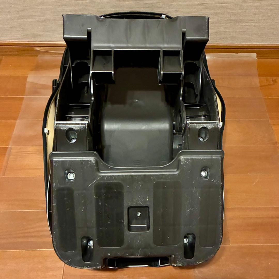 【極美品】コンビ マルゴットS トリノグレー チャイルドシート　シートベルト固定