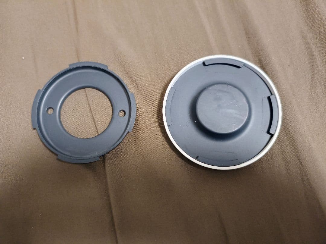 Google Nest Cam (屋内、屋外対応 / バッテリー式) b