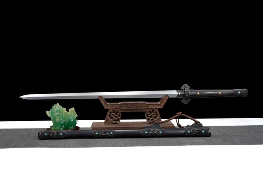 烏木尊龍剣  武具　刀装具　日本刀　模造刀