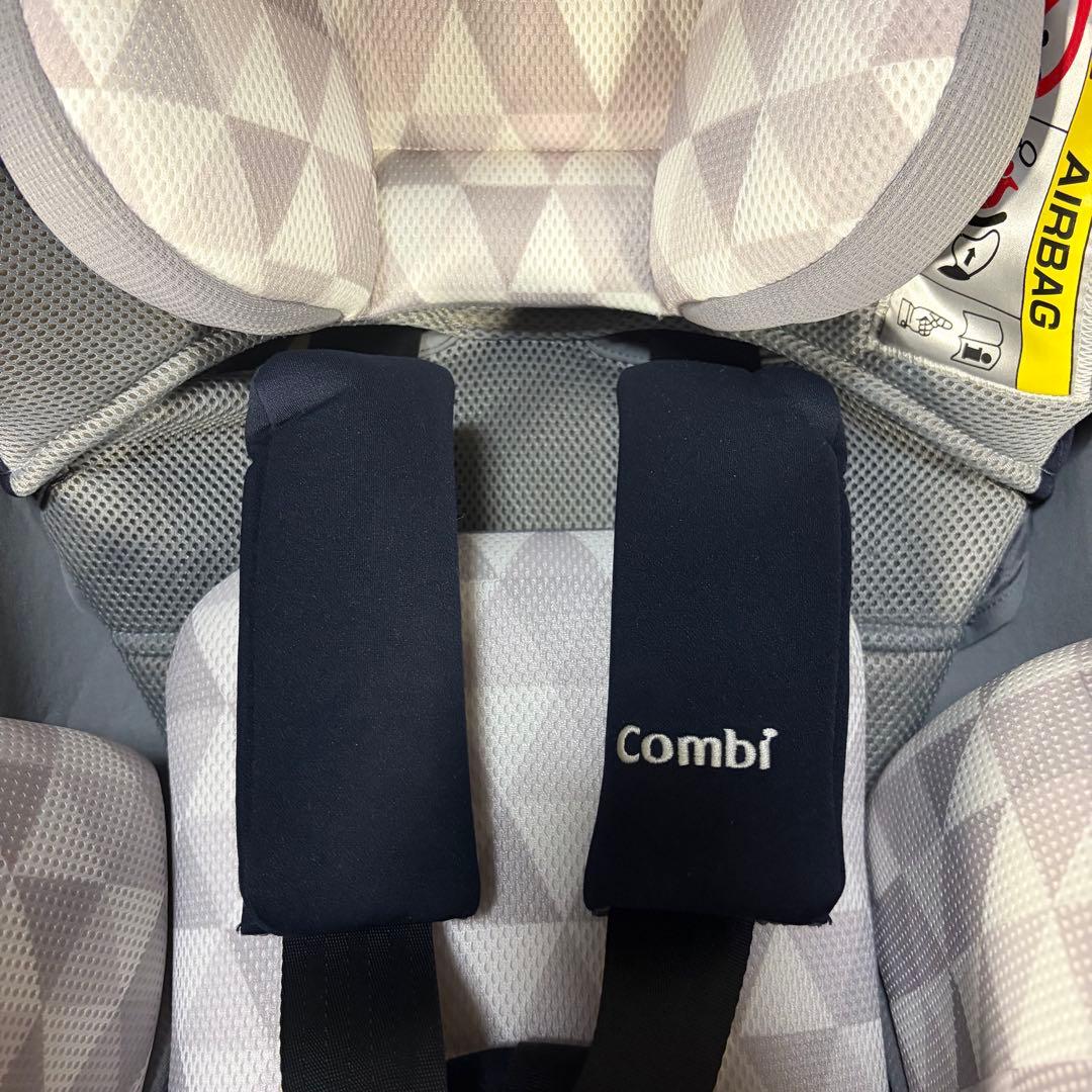 超美品 コンビ　クルムーヴ スマート ISOFIX JN-570 ネイビー
