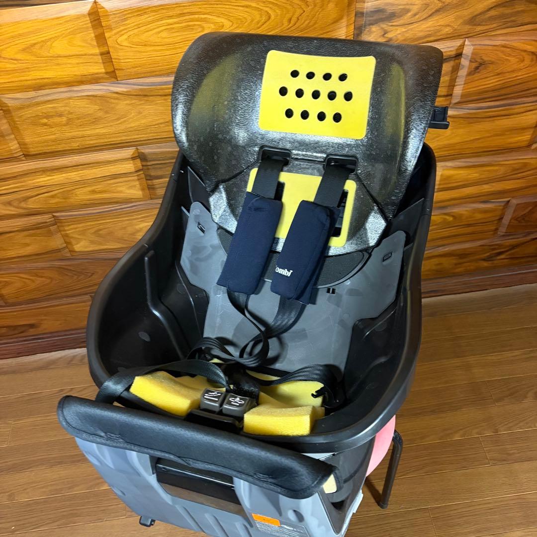 超美品 コンビ　クルムーヴ スマート ISOFIX JN-570 ネイビー