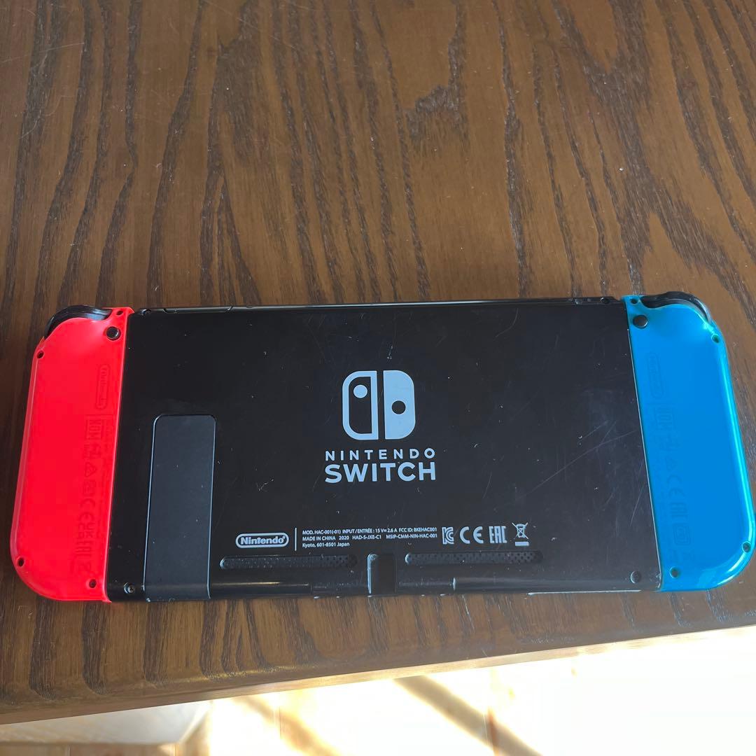 Nintendo Switch 本体 青/赤ジョイコン　箱あり