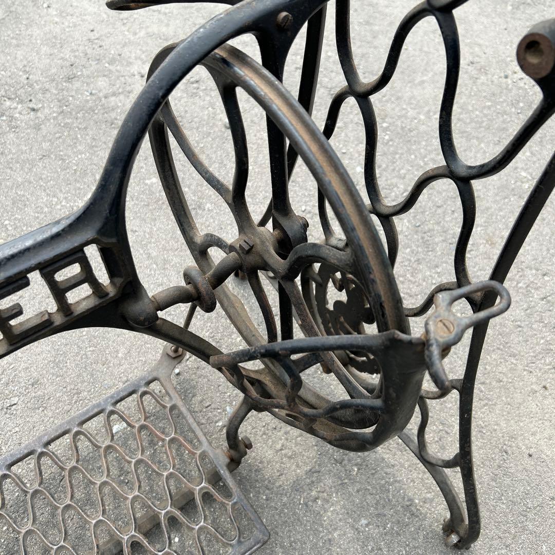 シンガー　網目ミシン脚　ミシン台　テーブル脚　アンティーク　レトロ　b10